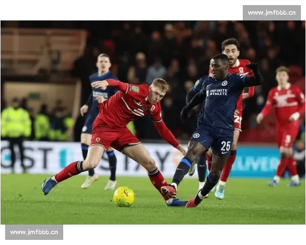 实时足球比分直播：最新赛事进展与即时比分更新，精彩不断！